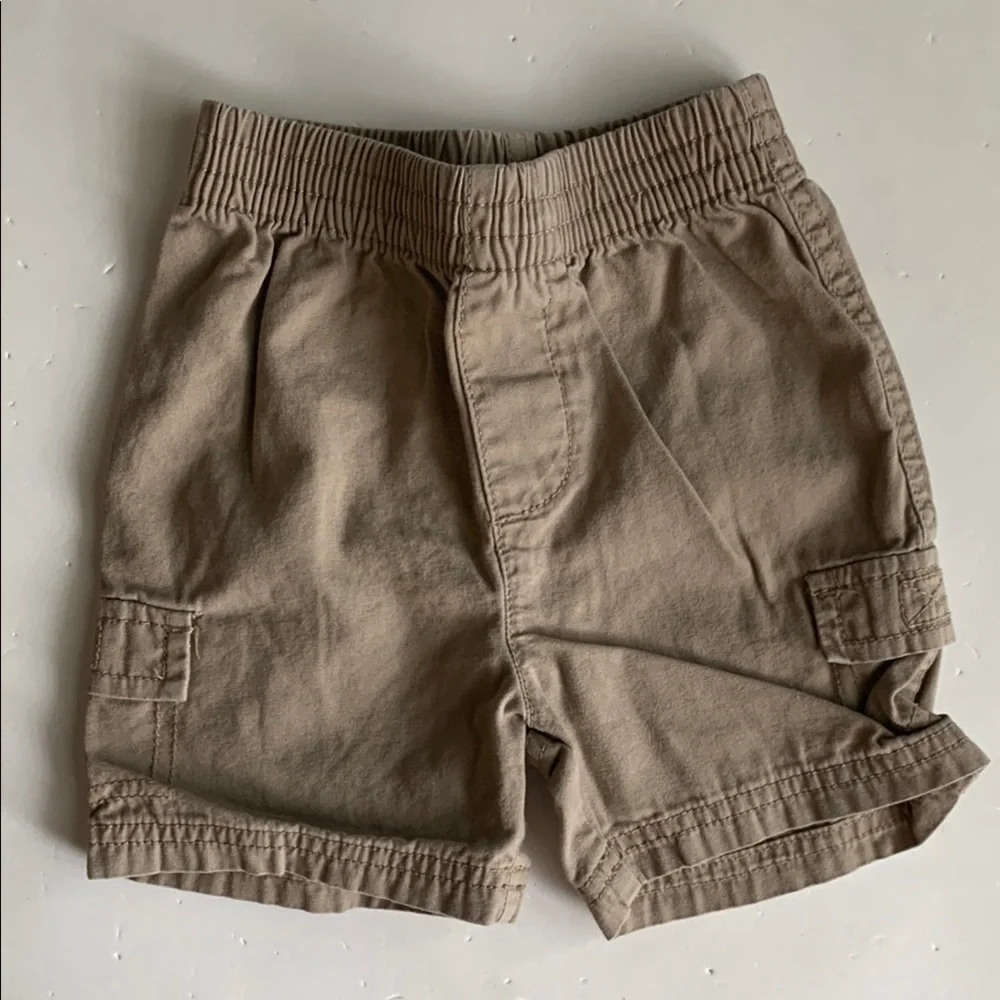 Carter's Jumping Beans Green Plaid and Tan Shorts Set Boys 2T